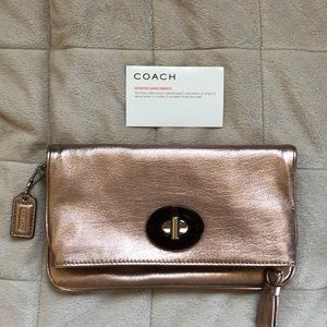 Coach Bags - π Coach Rose Gold Wristlet, J0869 Coach Bags - π Coach Rose Gold Wristlet, J0869